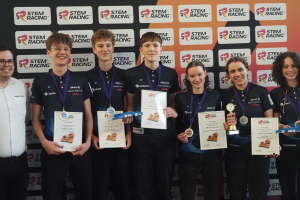STEM-Racing_3